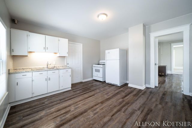 1750 Godfrey Avenue Sw, City Of Wyoming, MI 49509