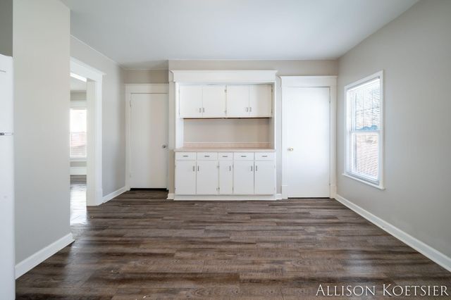 1750 Godfrey Avenue Sw, City Of Wyoming, MI 49509