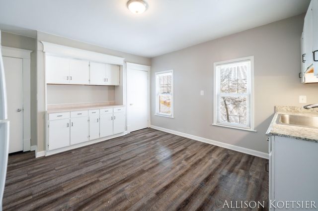 1750 Godfrey Avenue Sw, City Of Wyoming, MI 49509