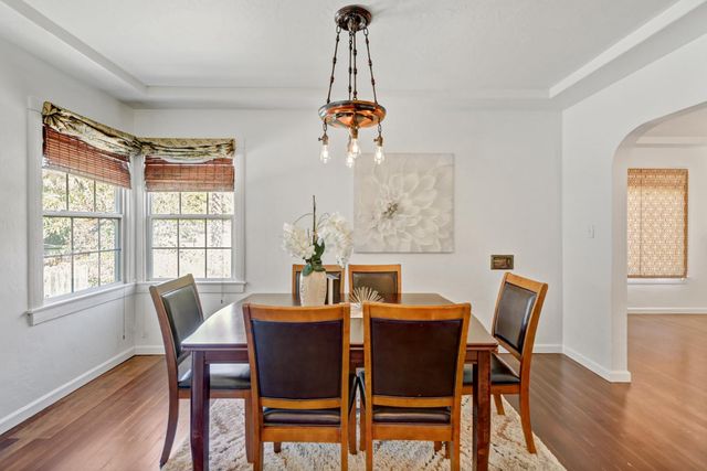 1864 46th St, Sacramento, CA 95819