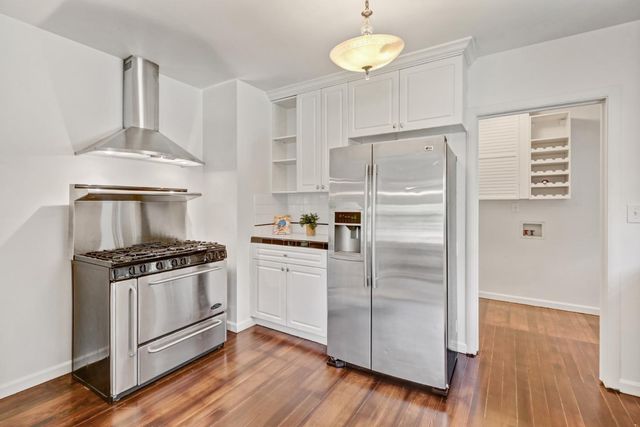 1864 46th St, Sacramento, CA 95819