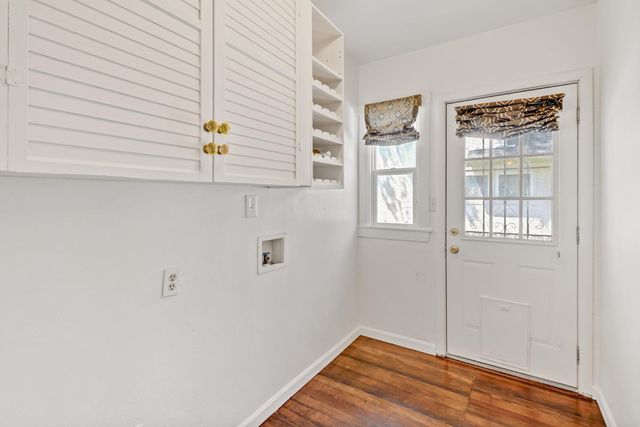 1864 46th St, Sacramento, CA 95819