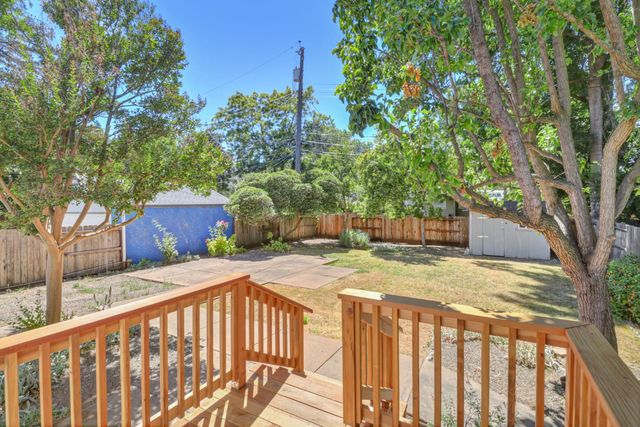 1864 46th St, Sacramento, CA 95819