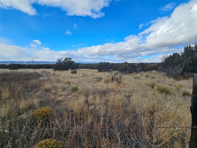 4707 W Alameda Street, Santa Fe, NM 87507