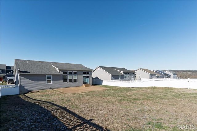 1042 Palisades Lane, Pacific, MO 63069