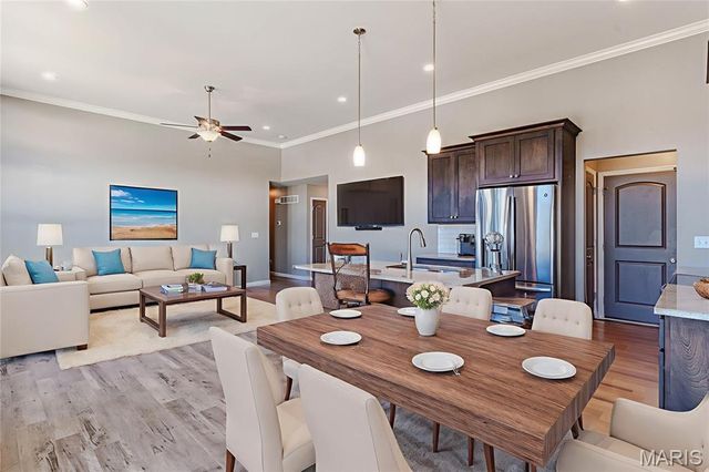 1042 Palisades Lane, Pacific, MO 63069