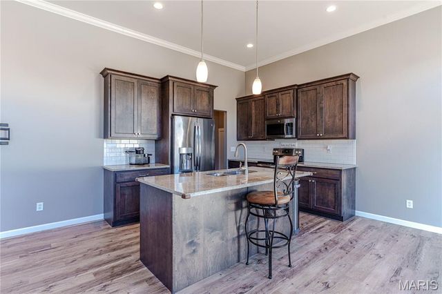 1042 Palisades Lane, Pacific, MO 63069