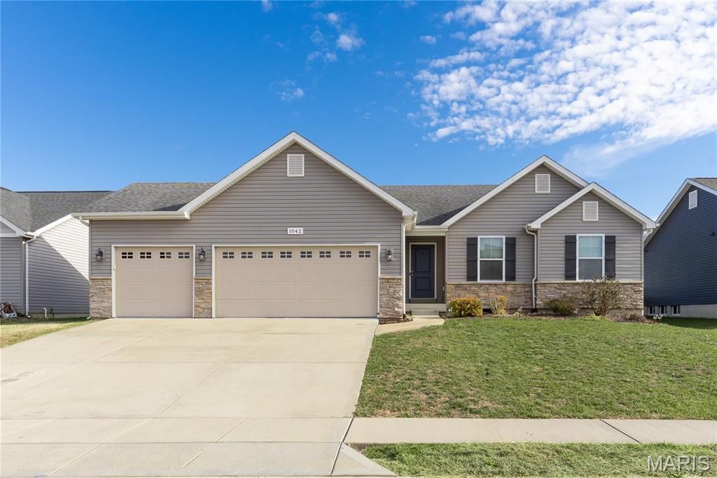 1042 Palisades Lane, Pacific, MO 63069
