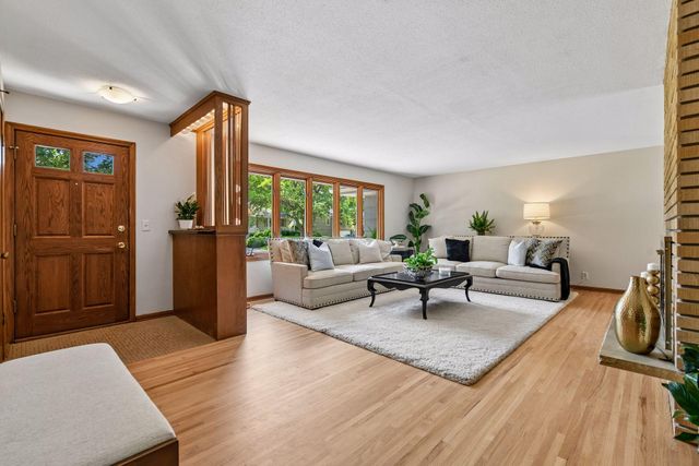 5932 Walnut Drive, Edina, MN 55436