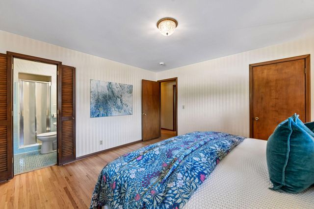 5932 Walnut Drive, Edina, MN 55436