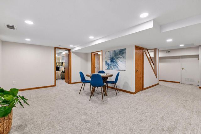 5932 Walnut Drive, Edina, MN 55436