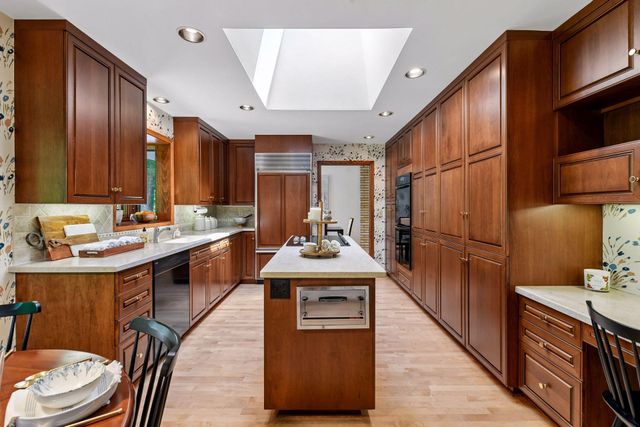 5932 Walnut Drive, Edina, MN 55436