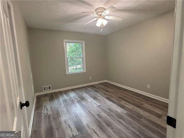 104 Southfork Drive, Woodstock, GA 30189