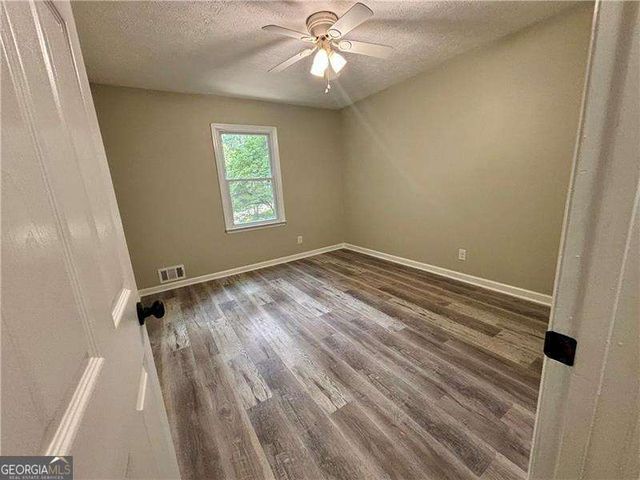 104 Southfork Drive, Woodstock, GA 30189