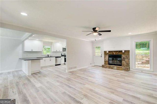 104 Southfork Drive, Woodstock, GA 30189