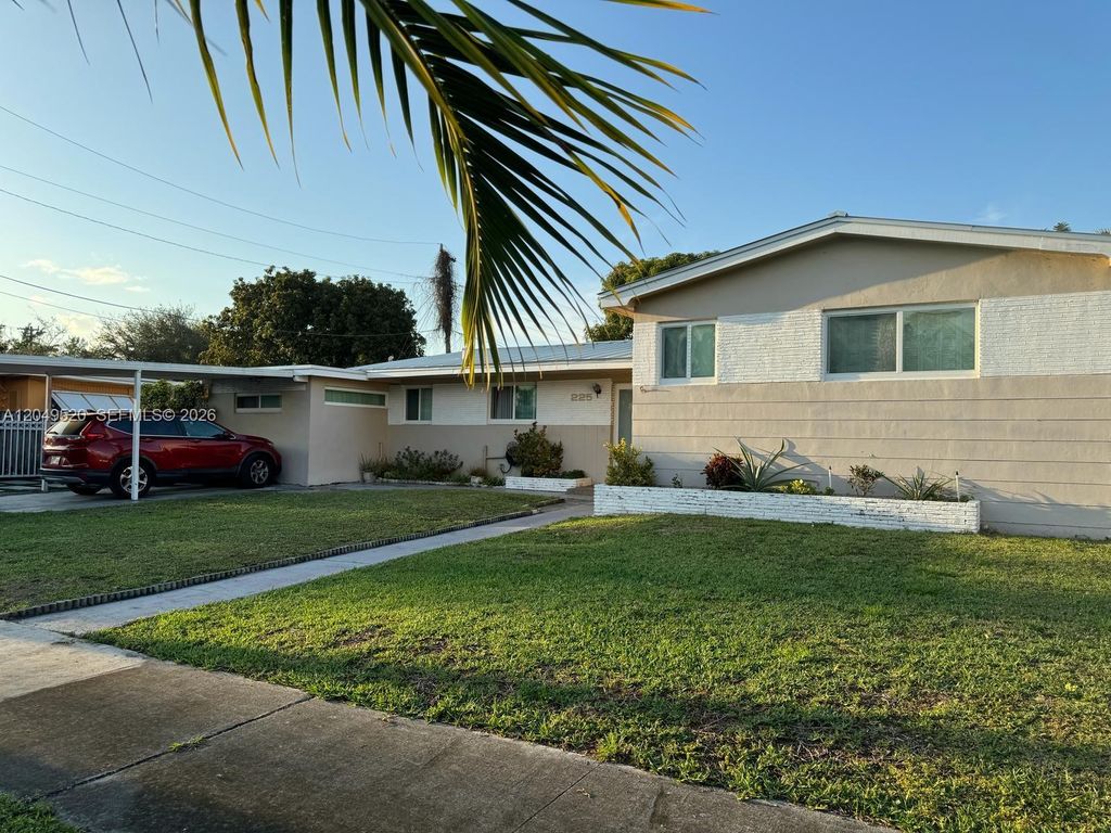 225 NE 175th Terrace A, North Miami Beach, FL 33162