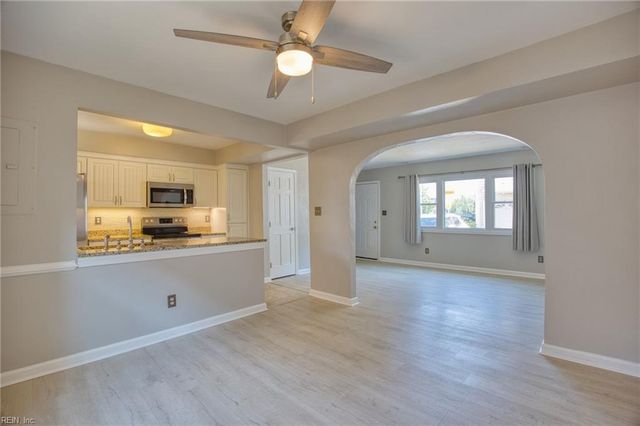 2311 Merry Oaks CT, Virginia Beach, VA 23451