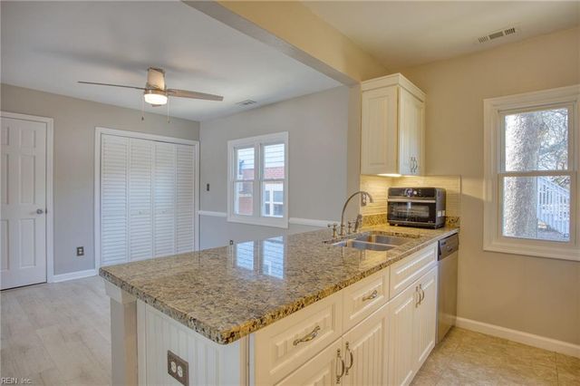 2311 Merry Oaks CT, Virginia Beach, VA 23451