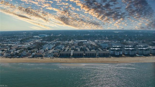 2311 Merry Oaks CT, Virginia Beach, VA 23451