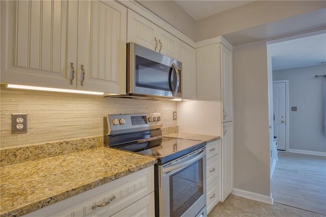 2311 Merry Oaks CT, Virginia Beach, VA 23451