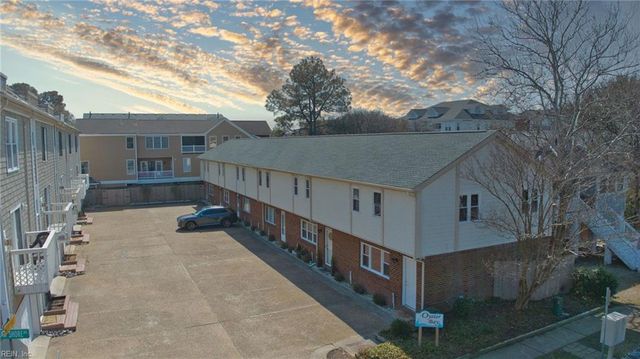 2311 Merry Oaks CT, Virginia Beach, VA 23451