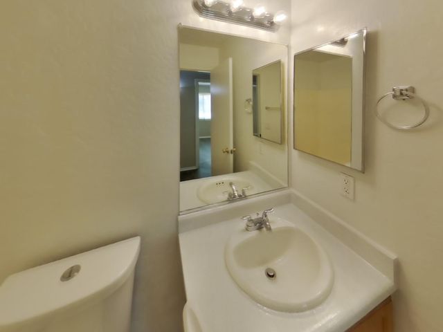 1602 S 65th Glen, Phoenix, AZ 85043