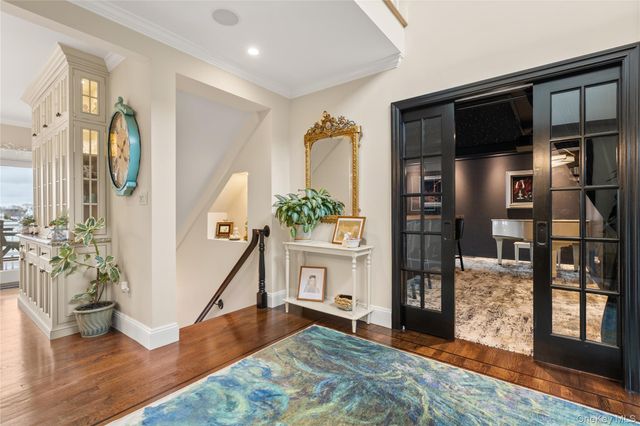 311 Great River Road, Great River, NY 11739