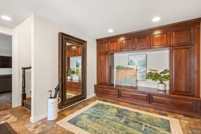 311 Great River Road, Great River, NY 11739