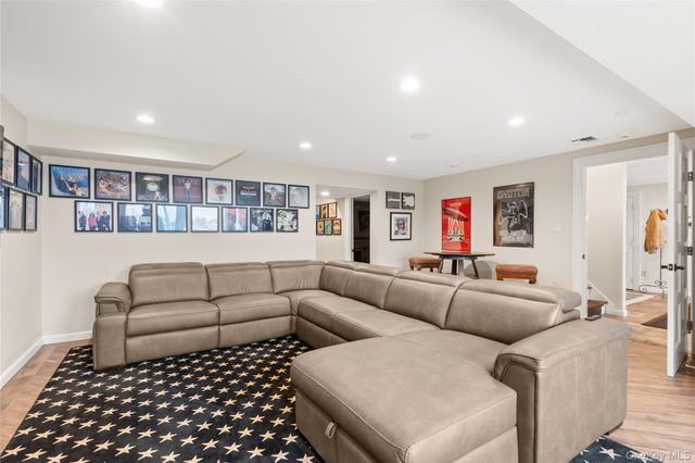 311 Great River Road, Great River, NY 11739