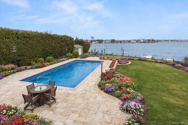 311 Great River Road, Great River, NY 11739