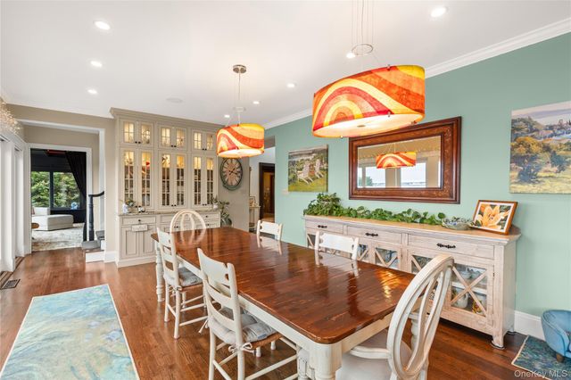 311 Great River Road, Great River, NY 11739