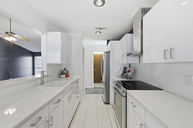 18916 Platte River Way, Dallas, TX 75287