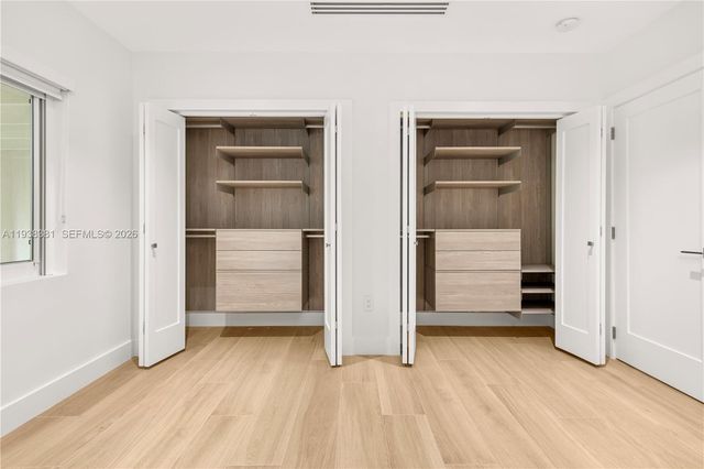 6011 Maynada St, Coral Gables, FL 33146