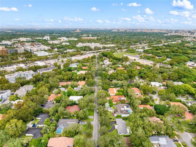 6011 Maynada St, Coral Gables, FL 33146