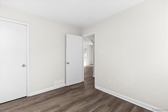 14092 Knox Avenue, Warren, MI 48089