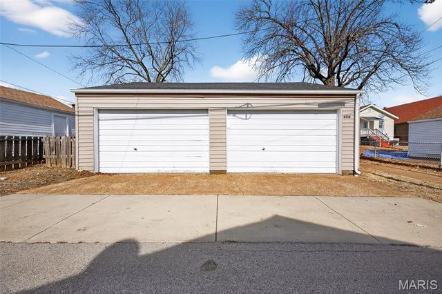 6318 Bradley Avenue, St Louis, MO 63139
