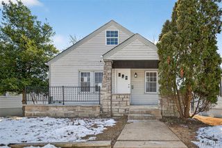 6318 Bradley Avenue, St Louis, MO 63139