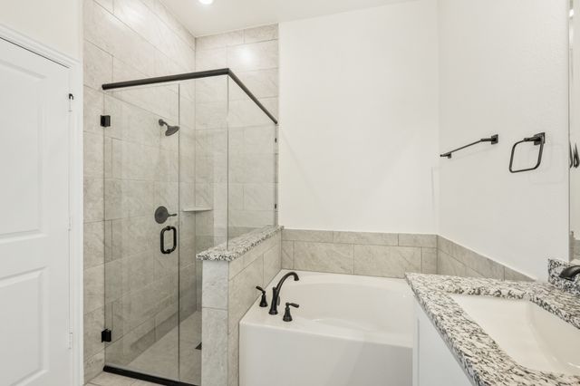 814 Alder Drive, Lavon, TX 75166