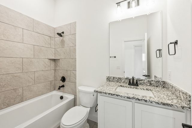 814 Alder Drive, Lavon, TX 75166