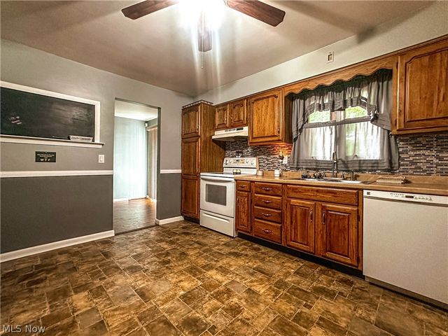 505 State Route 46, Warren, OH 44484