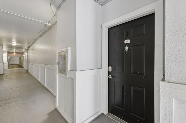 300 E SOUTH STREET 2001, Orlando, FL 32801