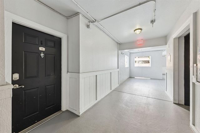 300 E SOUTH STREET 2001, Orlando, FL 32801