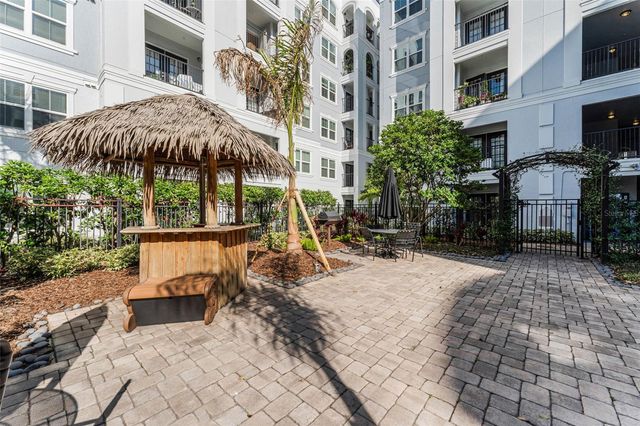 300 E SOUTH STREET 2001, Orlando, FL 32801