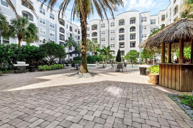 300 E SOUTH STREET 2001, Orlando, FL 32801