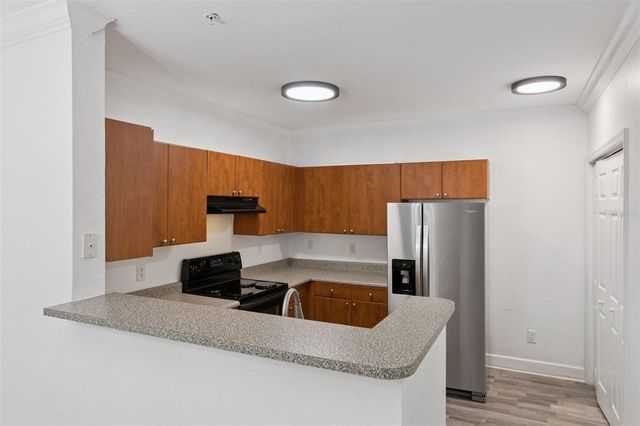300 E SOUTH STREET 2001, Orlando, FL 32801