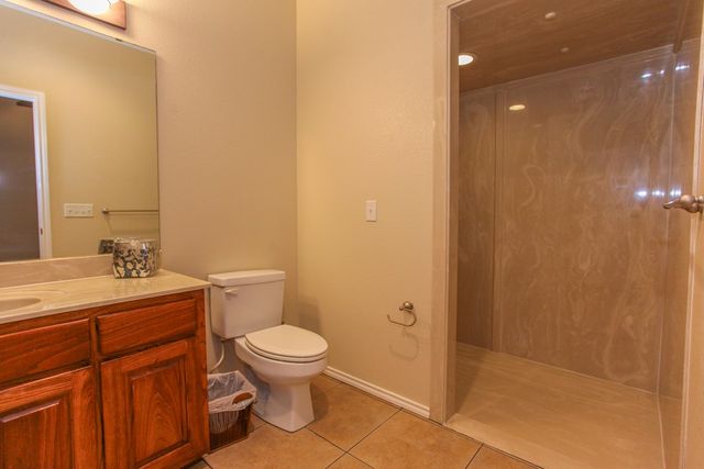 2507 S McGregor St, Coahoma, TX 79511