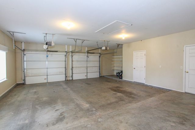 2507 S McGregor St, Coahoma, TX 79511