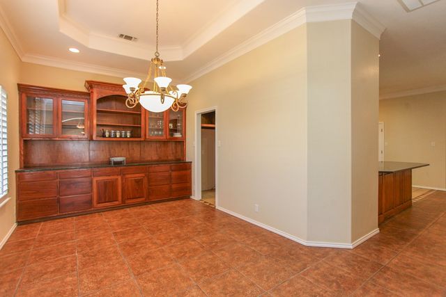 2507 S McGregor St, Coahoma, TX 79511