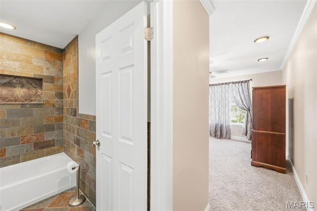 689 Sugar Trail Court 1, St Peters, MO 63376