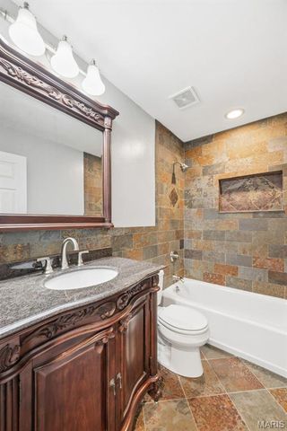 689 Sugar Trail Court 1, St Peters, MO 63376
